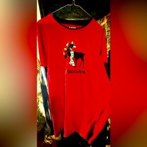 LAZY ONE  RED CHRISTMAS/HOLIDAY TOP WITH MOOSE SIZE LARGE